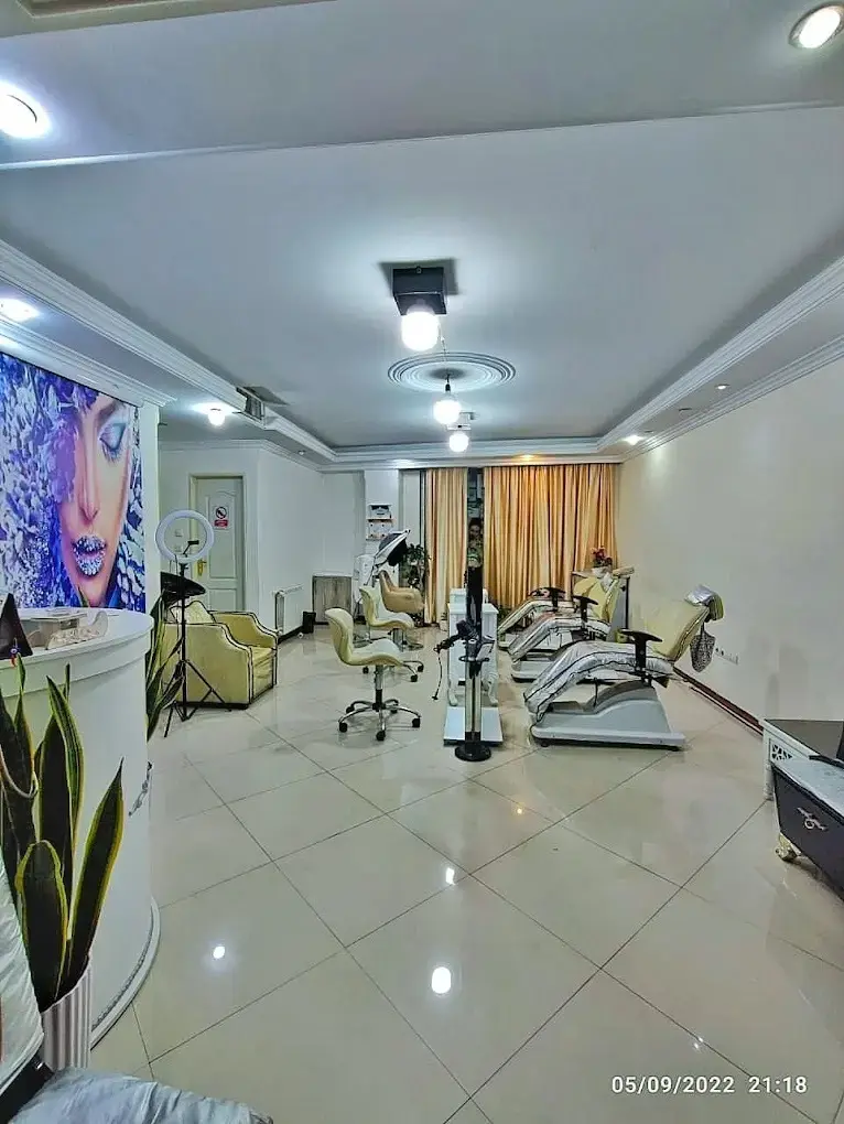 سالن سپیده صبری