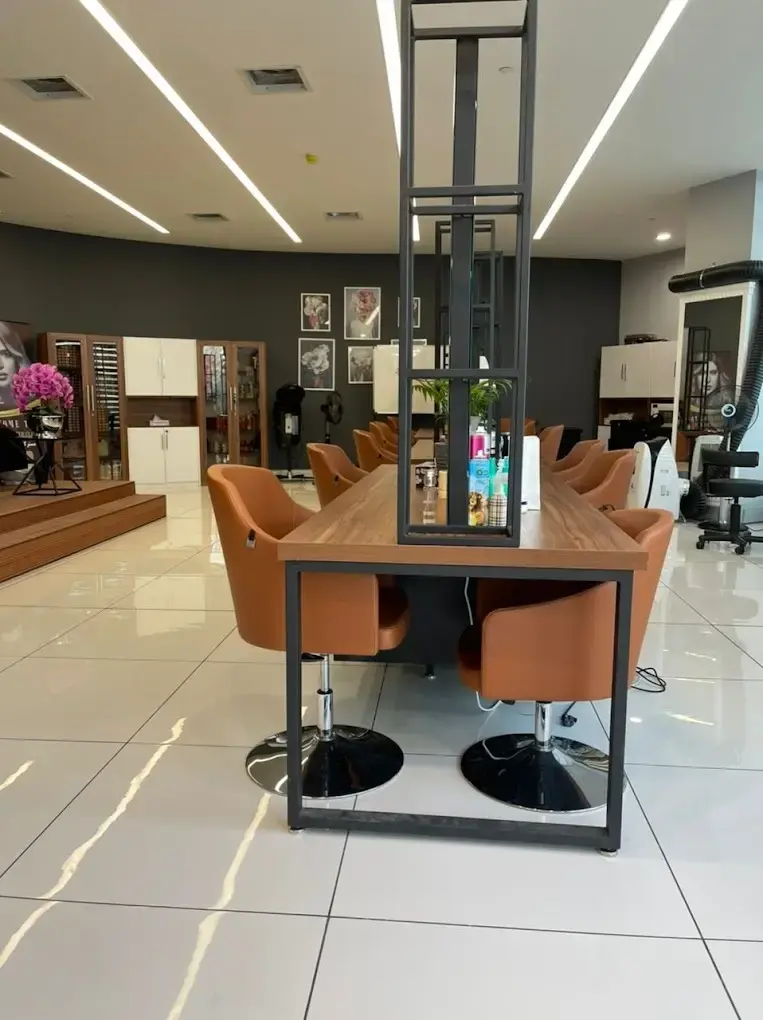 سالن نسیم غلامی