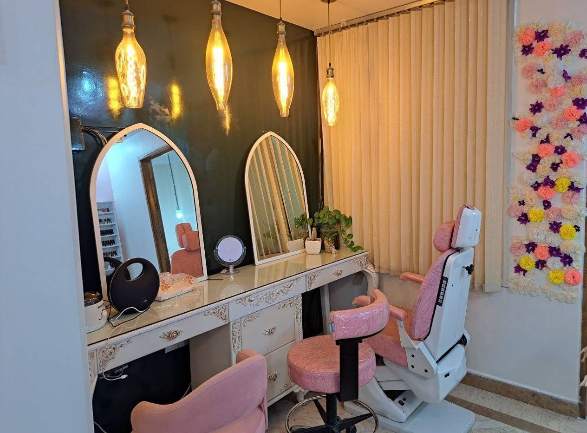 سالن نیلومه هروی