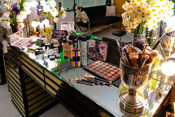 سالن رویای خاص فرح ناز سابق سید خندان