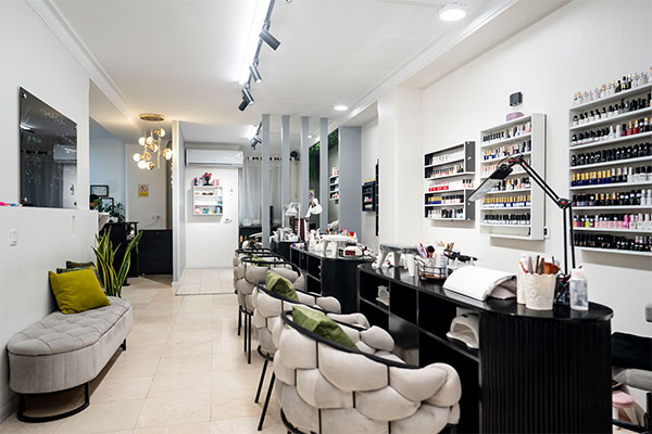 سالن نغمه هنری اندرزگو آجودانیه