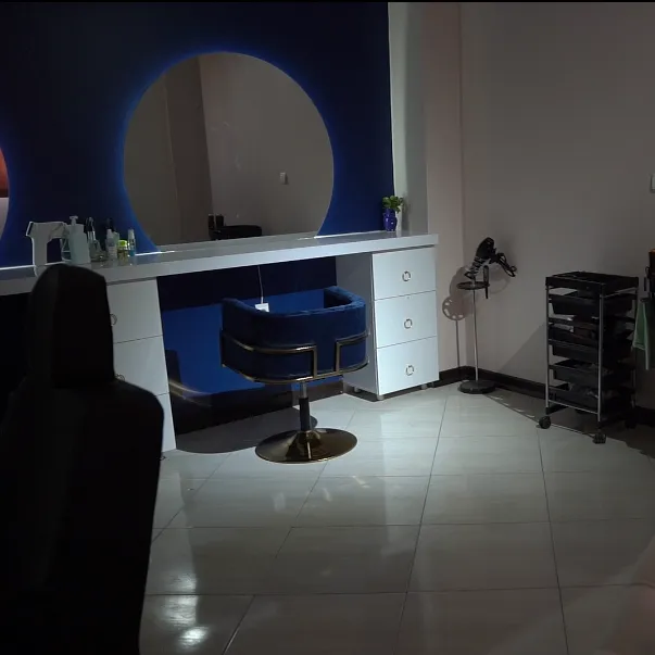 آذر شریعتی اصفهان سالن آرایشگاه