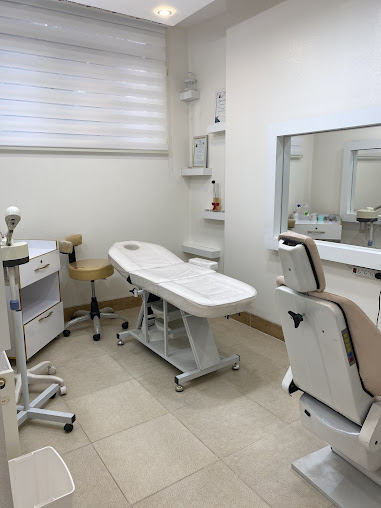 کلاید سالن آرایشگاه ملکی خمینی شهر پاسداران