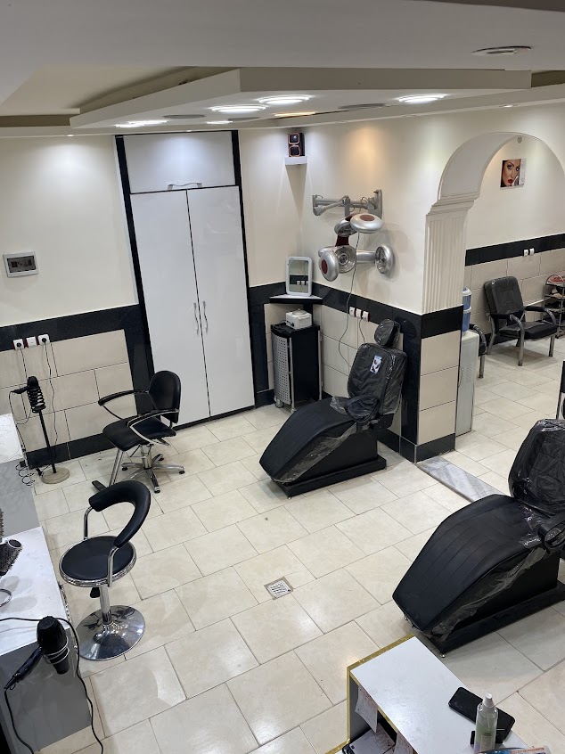 کلاید سالن آرایشگاه ملکی خمینی شهر پاسداران