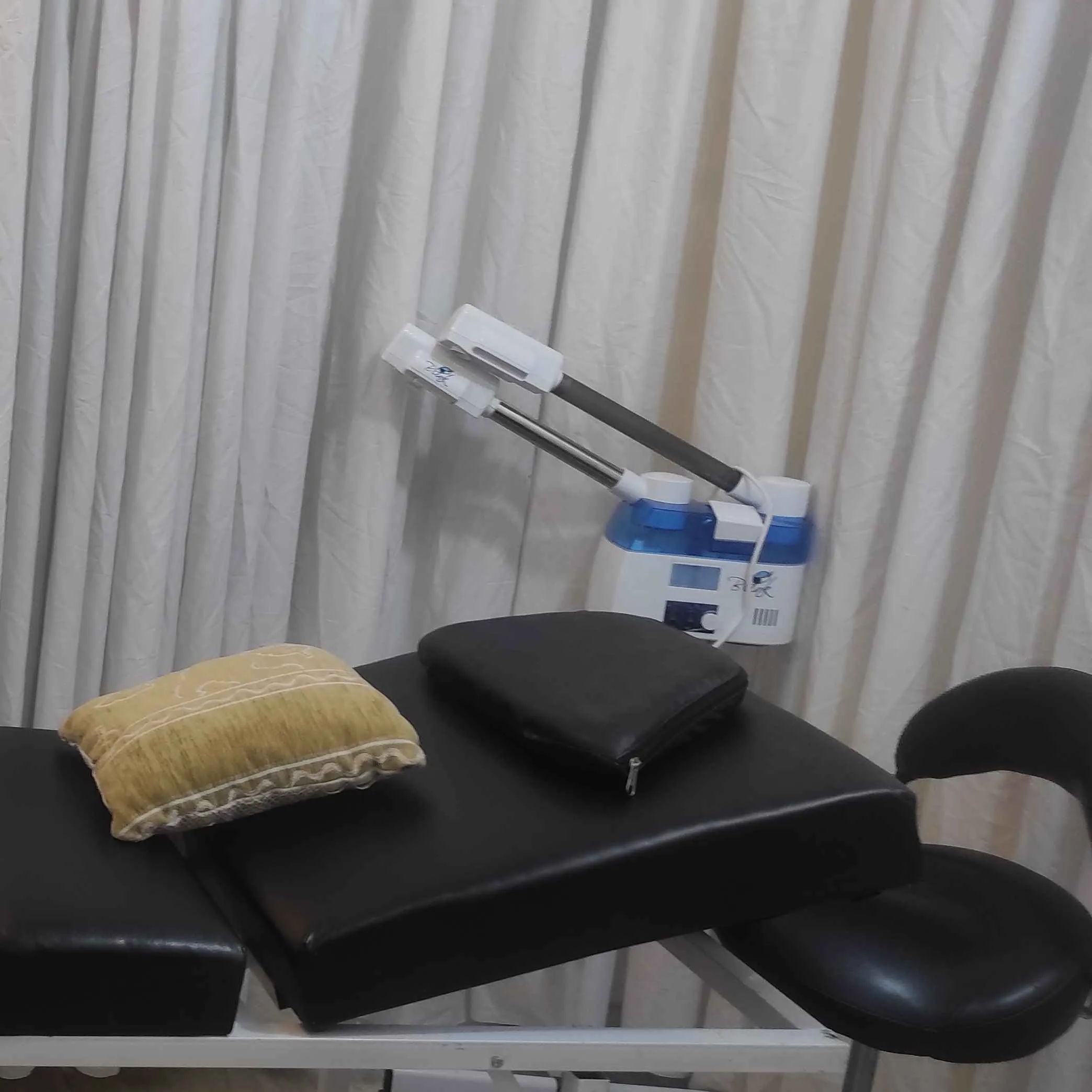 سمانه رستم خانی سالن طلا آرایشگاه شاهین شهر