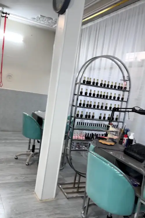 سالن زیبایی تاج فریبا حقیقت خمینی شهر پاسداران