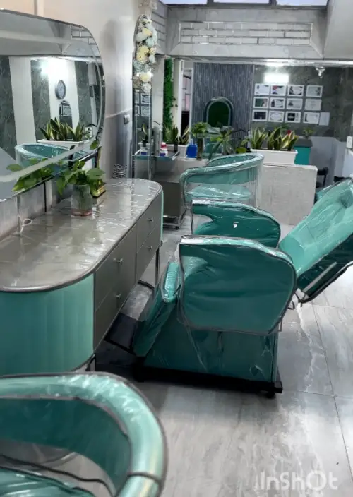 سالن زیبایی تاج فریبا حقیقت خمینی شهر پاسداران